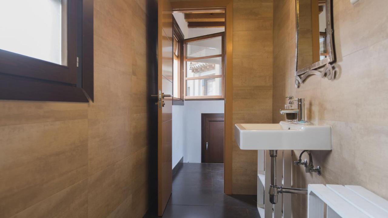 Apartamento Santa Anita En Plena Juderia By Toledo Ap 외부 사진